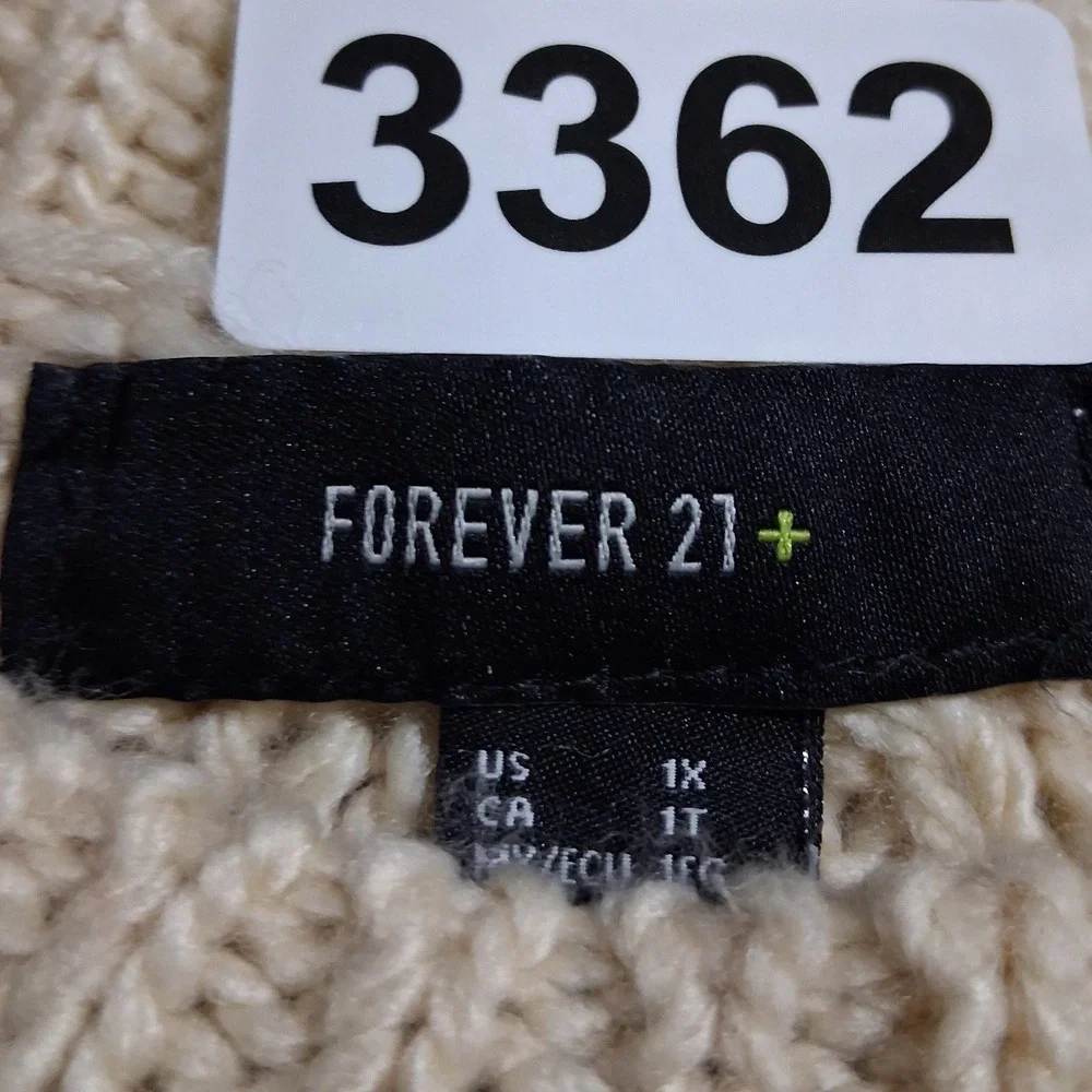 Forever 21+ Womens size 1X Chunky  Open knit Crew Fisherman Grandpa Cozy Sweater